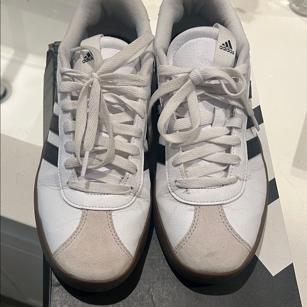 Adidas womens court sneakers
